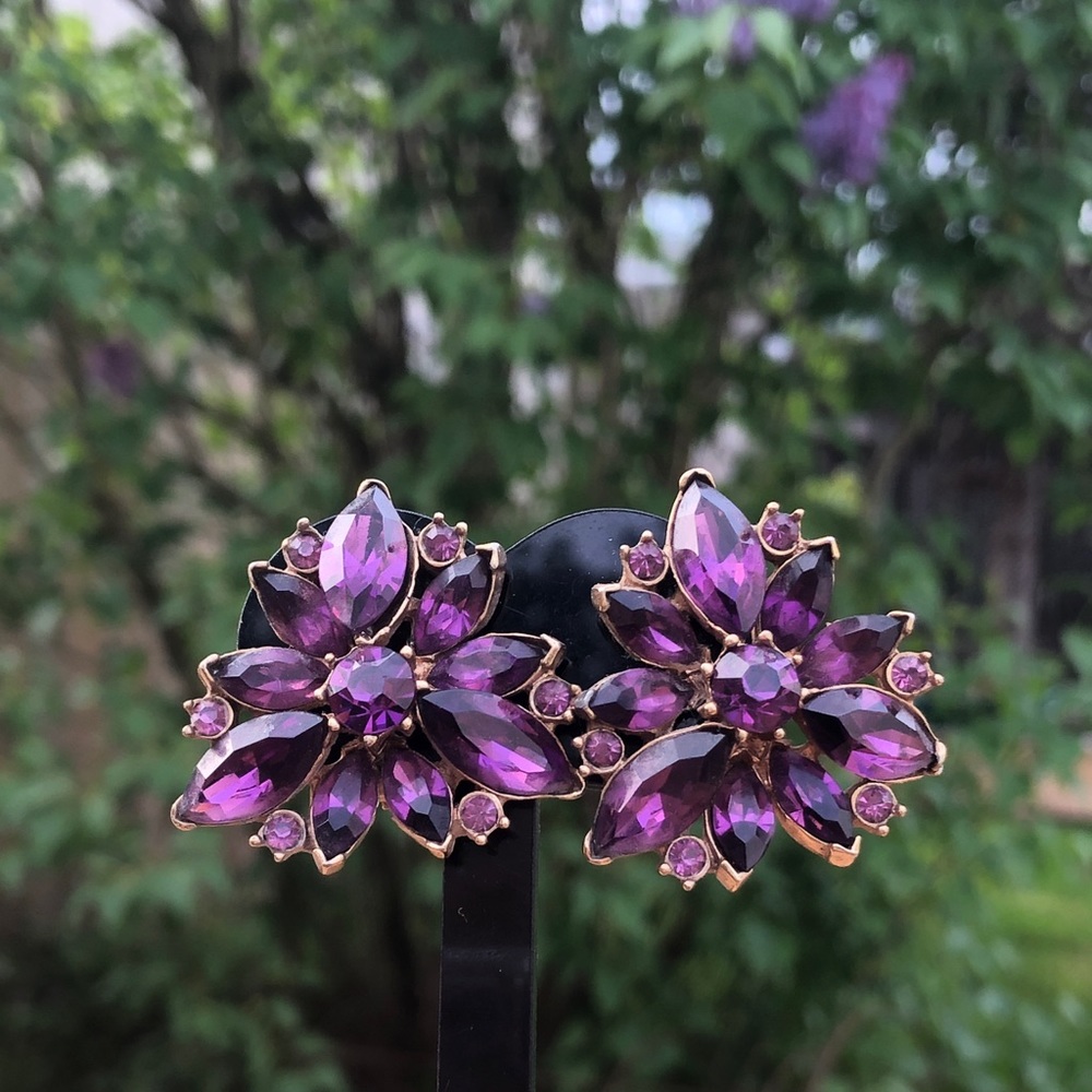 Pell CLIP vintage purple earrings in great condition